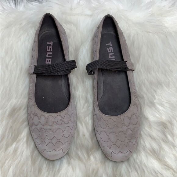 Tsubo Juba Tan Quilted Suede Mary Jane Heels Sz 10 - Picture 3 of 8